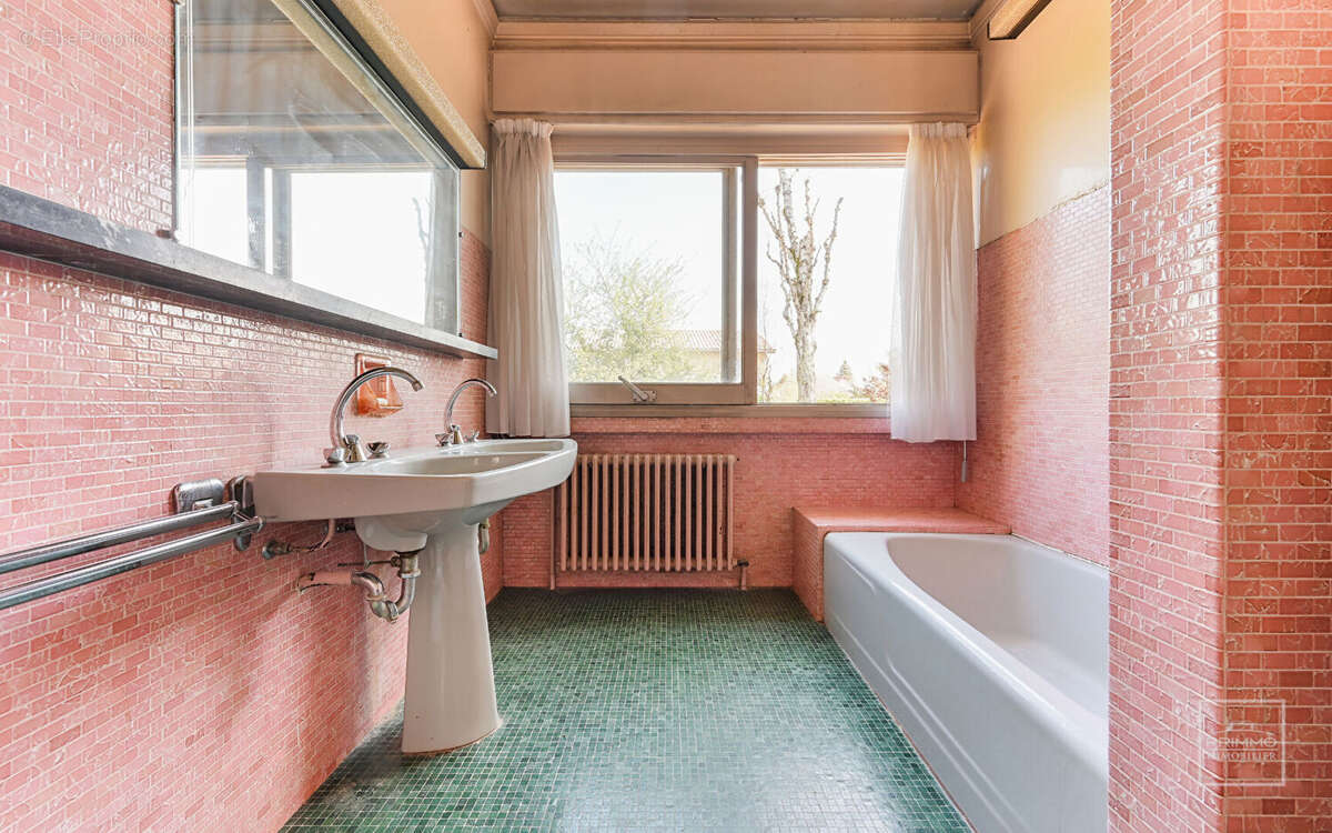 Maison à SAINT-DIDIER-AU-MONT-D'OR