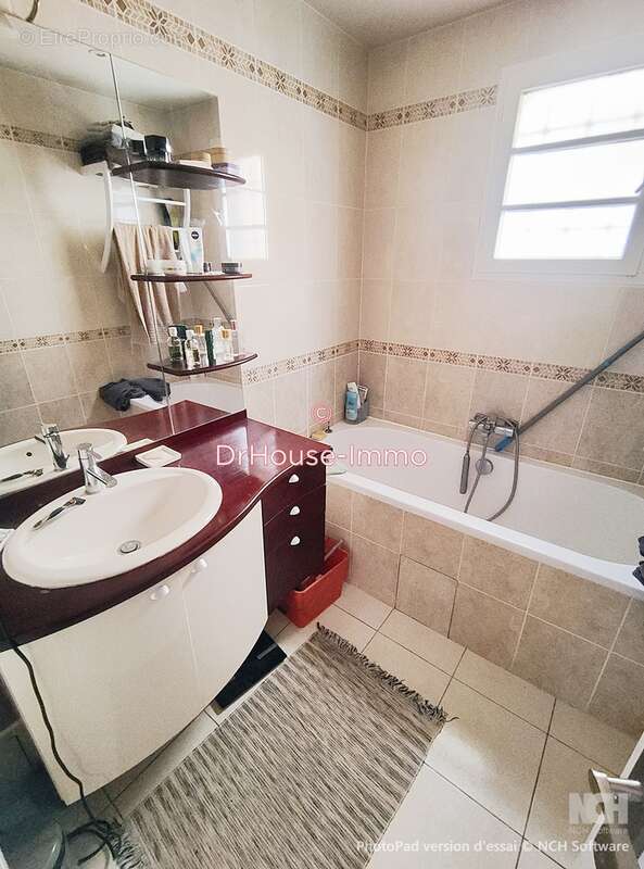 Maison à LA CHAPELLE-EN-SERVAL