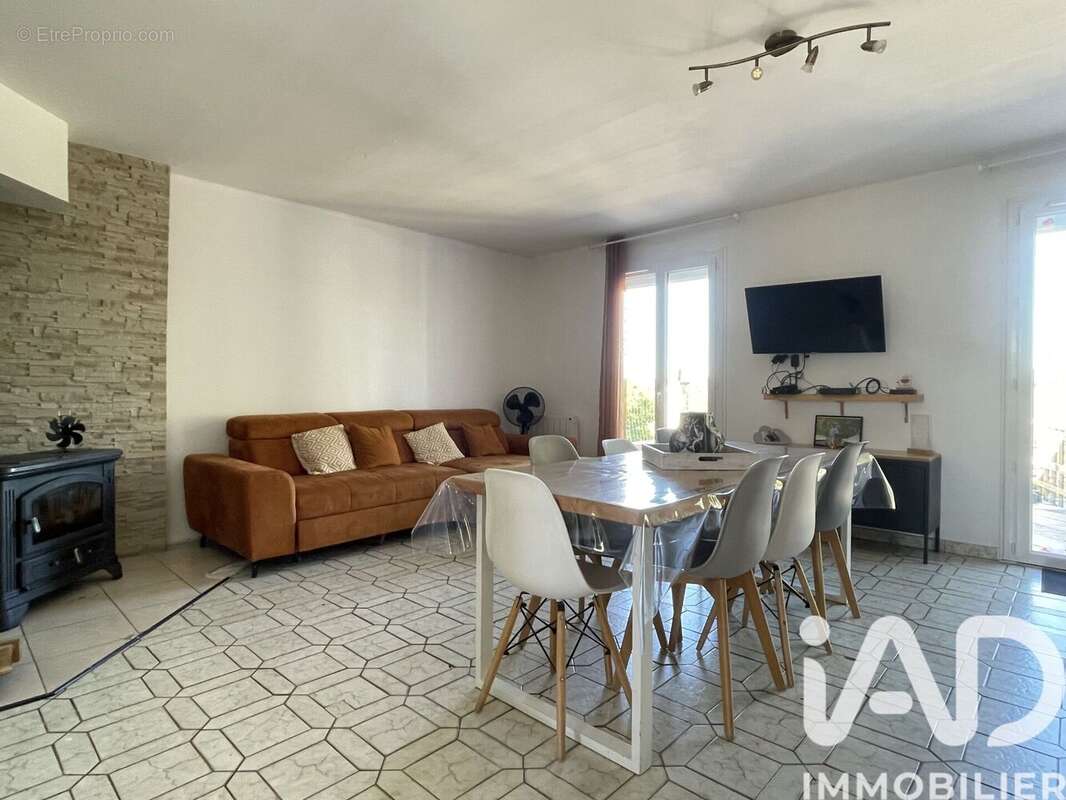 Photo 3 - Maison à SAINTE-GENEVIEVE