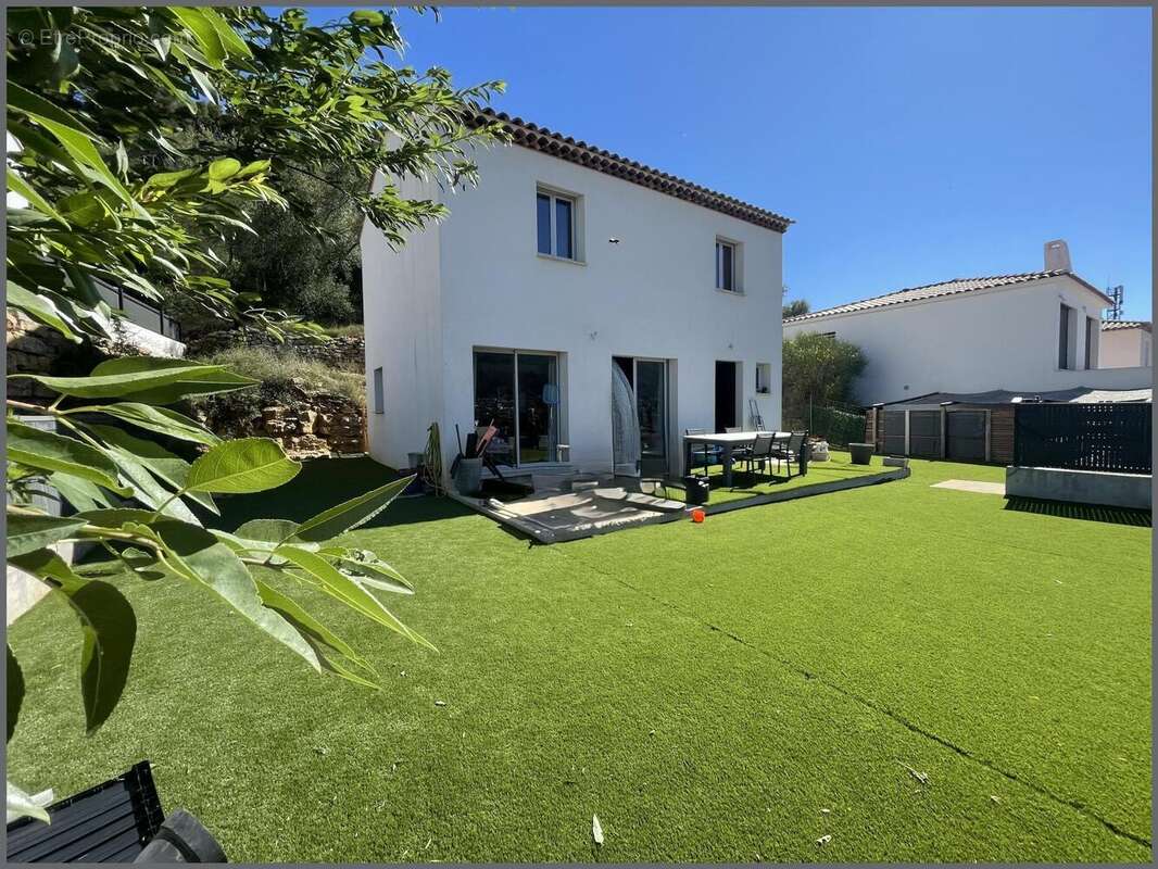 Photo 4 - Maison à LE REVEST-LES-EAUX