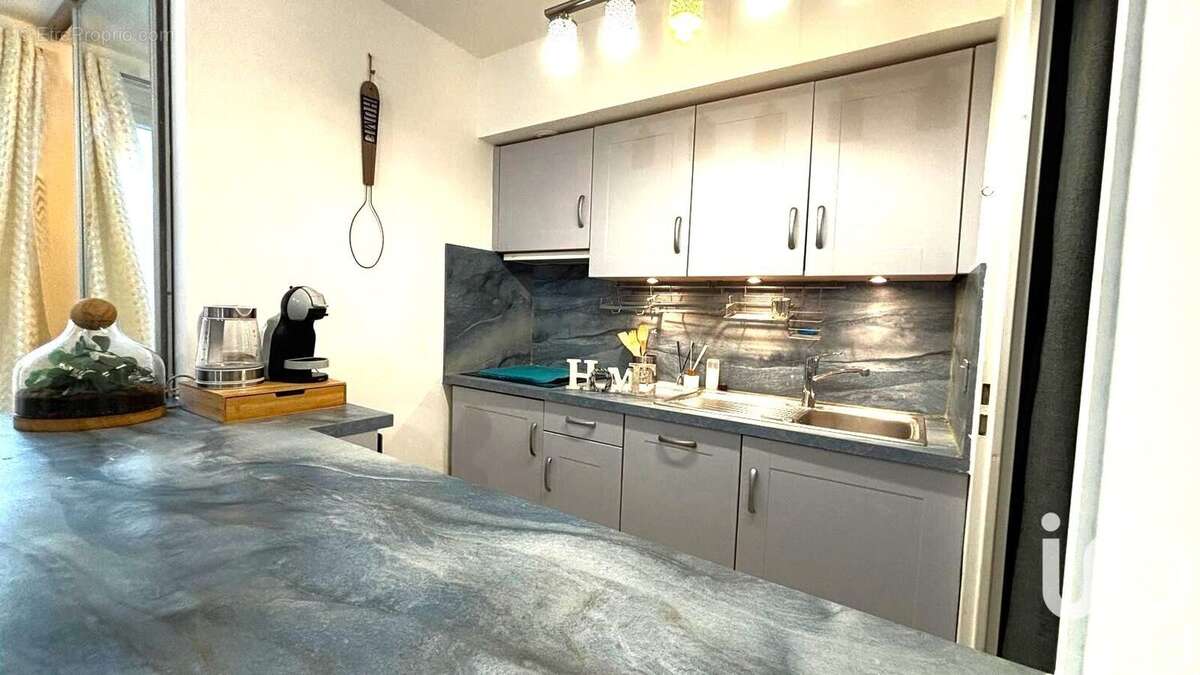 Photo 5 - Appartement à ROQUEBRUNE-SUR-ARGENS