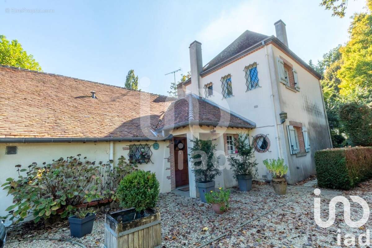 Maison 190 m² à Chailly-En-Gatinais  - photo 6