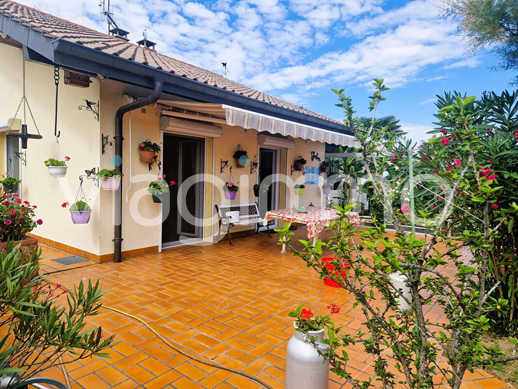 Maison Douvaine 4 pièce(s) 120 m2 - photo 2
