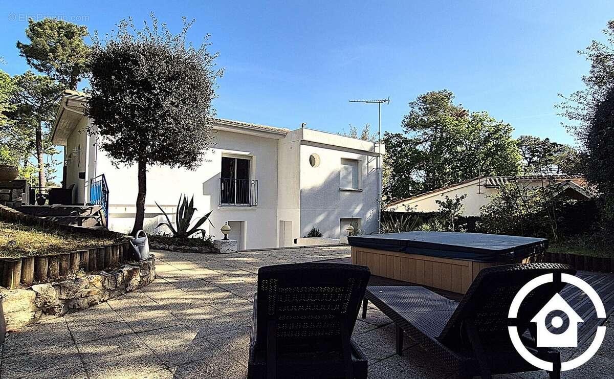 Maison à SAINT-GEORGES-DE-DIDONNE