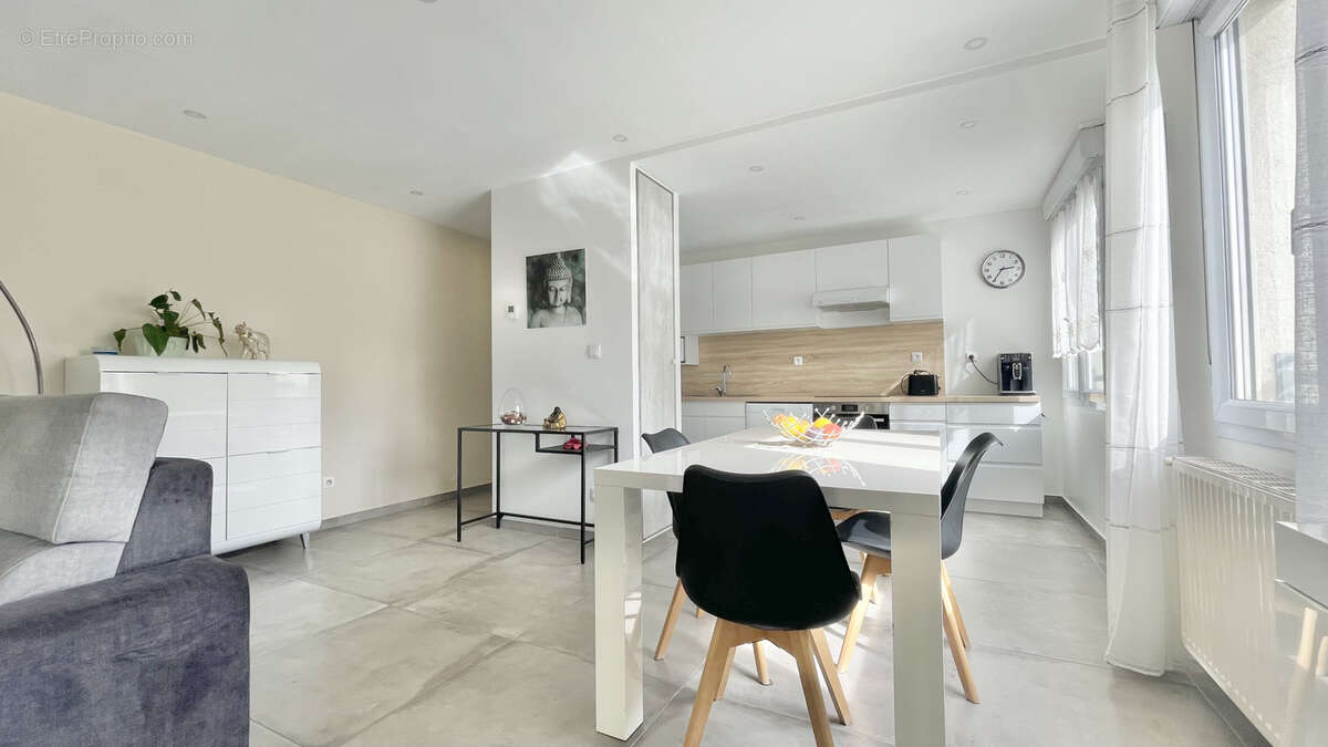 Appartement à VILLEURBANNE