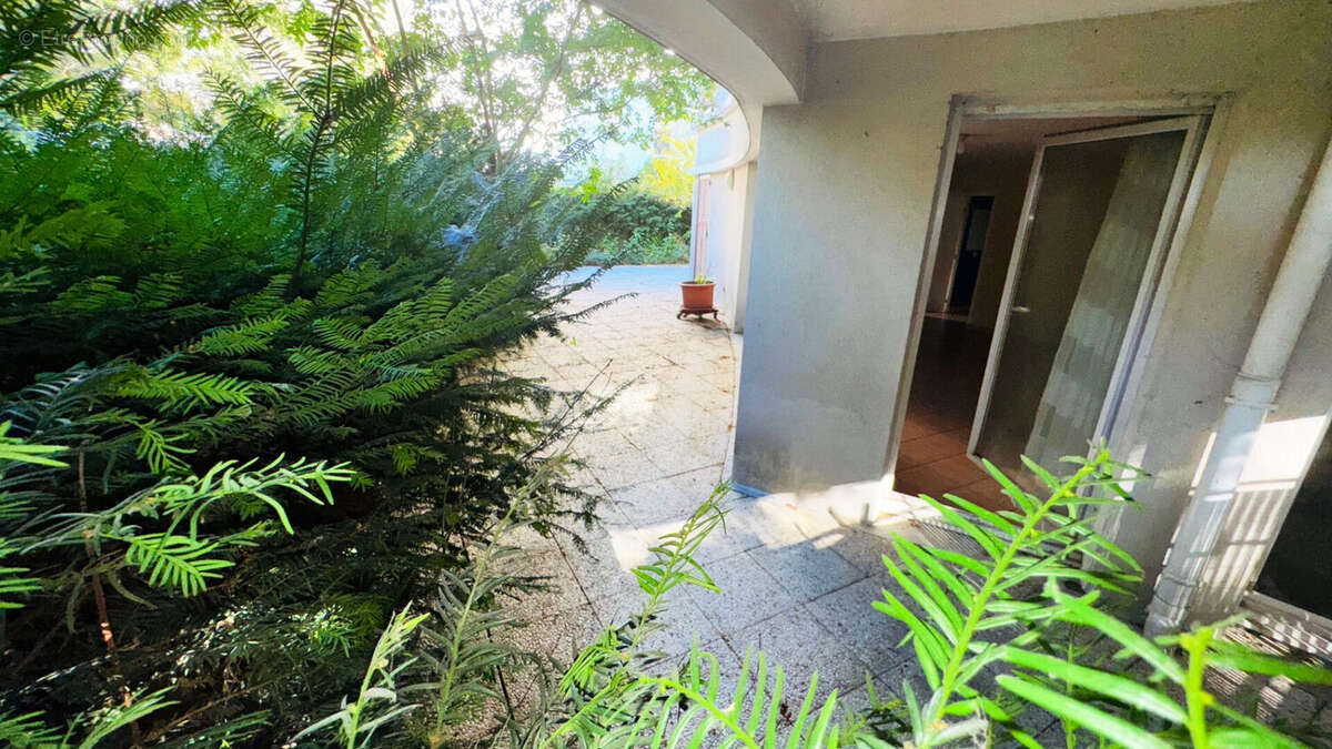 Appartement à SAINT-DENIS