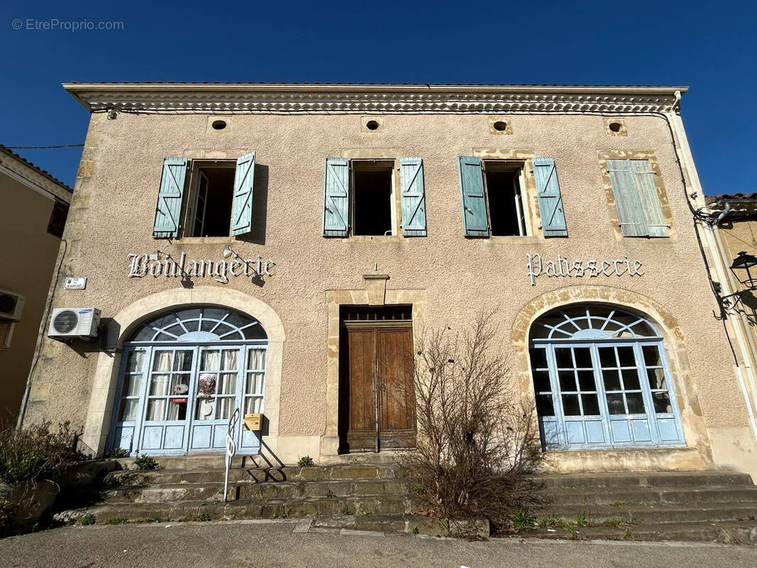 Appartement à SEISSAN