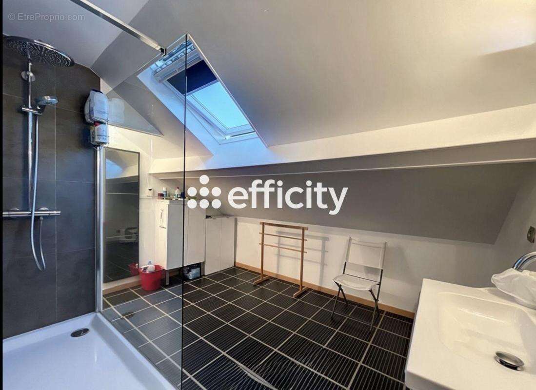 Maison à MARLY-LA-VILLE