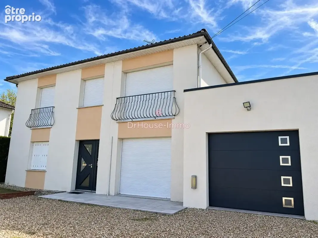 Maison 6 pièces 149 m² à vendre à Chatellerault (86100) - photo 4