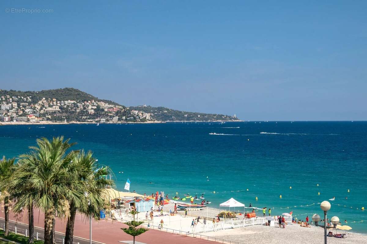 Nice Promenade des Anglais - 3 pièces à rénover - Vue Mer - photo 9