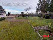 Terrain à SAINT-DOMINEUC