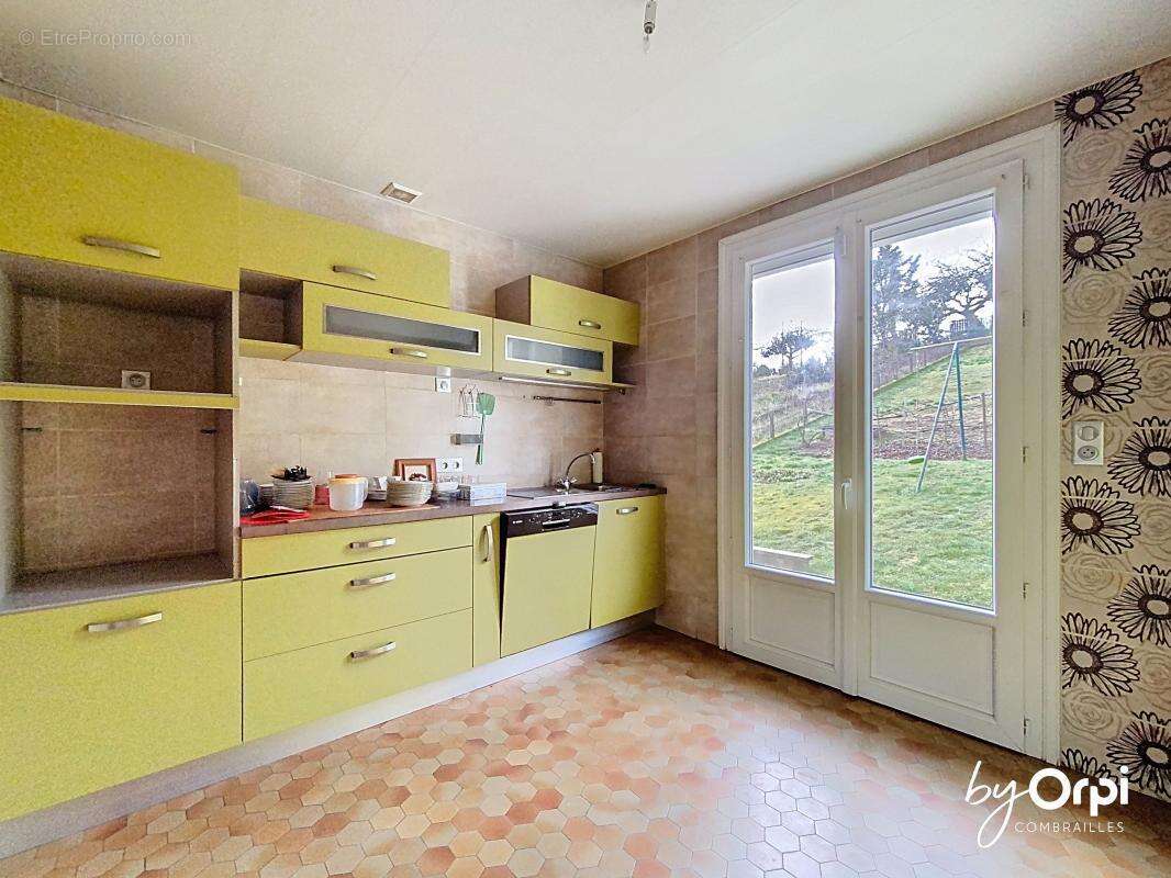 Maison à SAINT-ELOY-LES-MINES