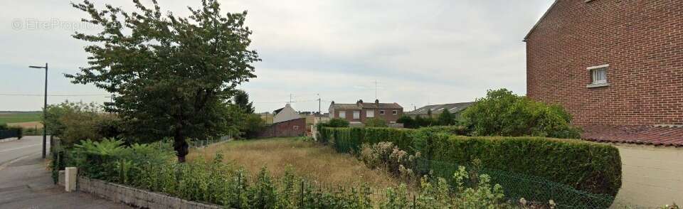 Terrain à CAMBRAI