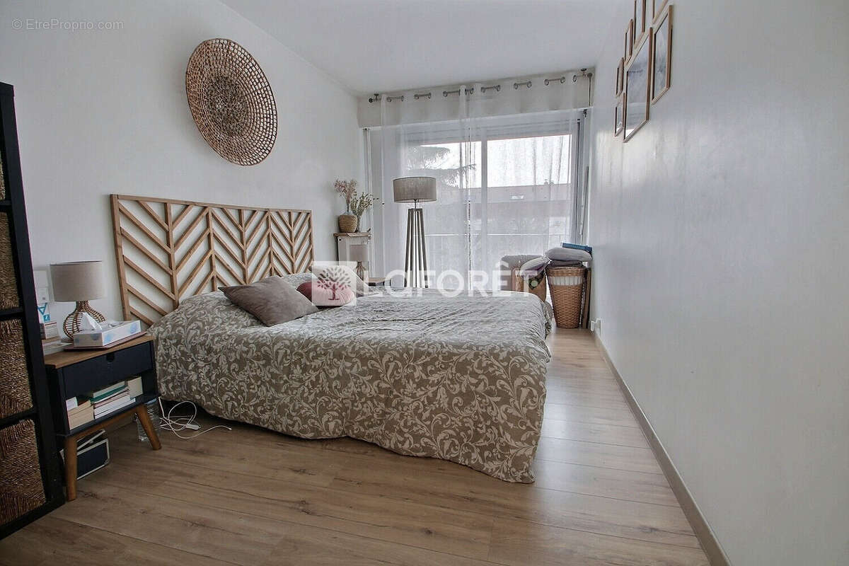 Appartement à NANTERRE