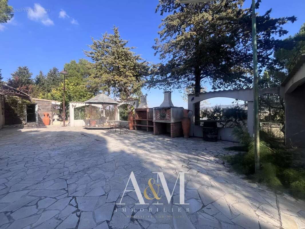 Mas 145 m² / 4262 m² - photo 20