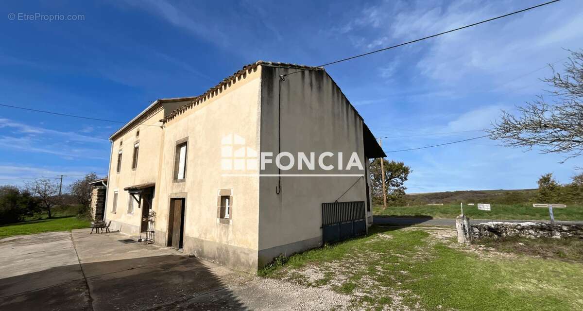 Maison à LAPARROUQUIAL