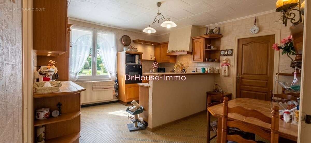 Maison 131 m² à Commequiers  - photo 2