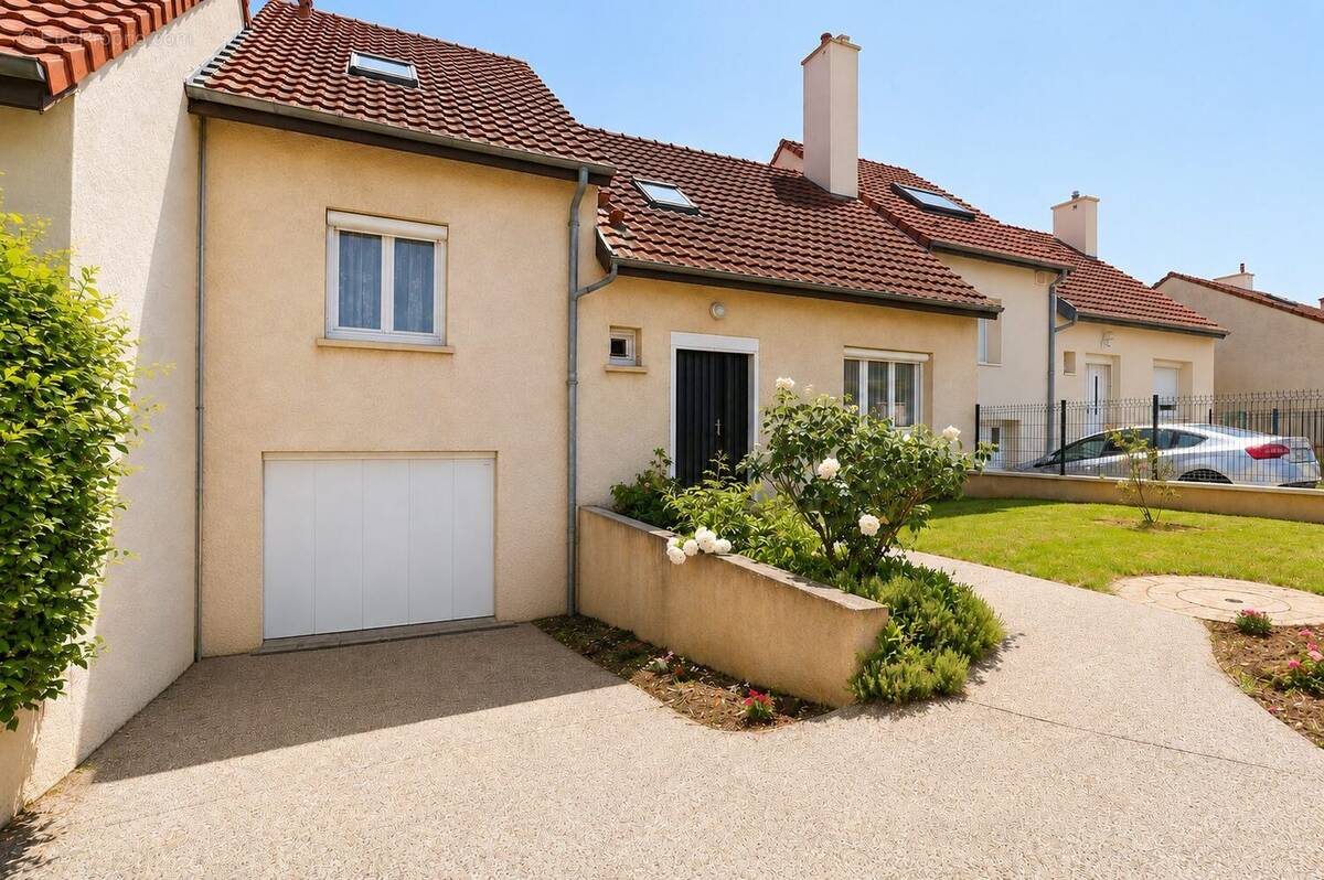 Maison à AHUY