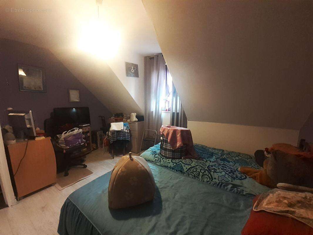 Maison à SAINT-GERMER-DE-FLY