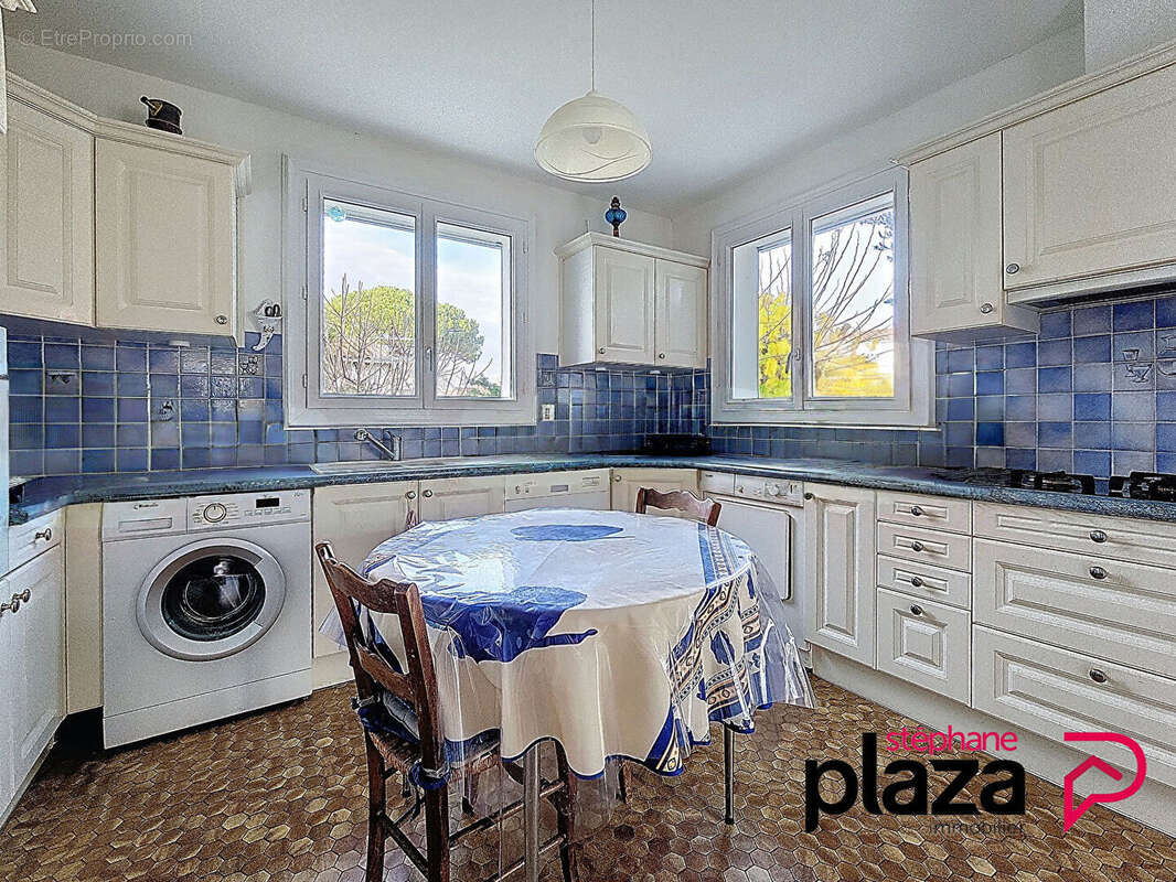 Maison à SAINT-GEORGES-DE-DIDONNE