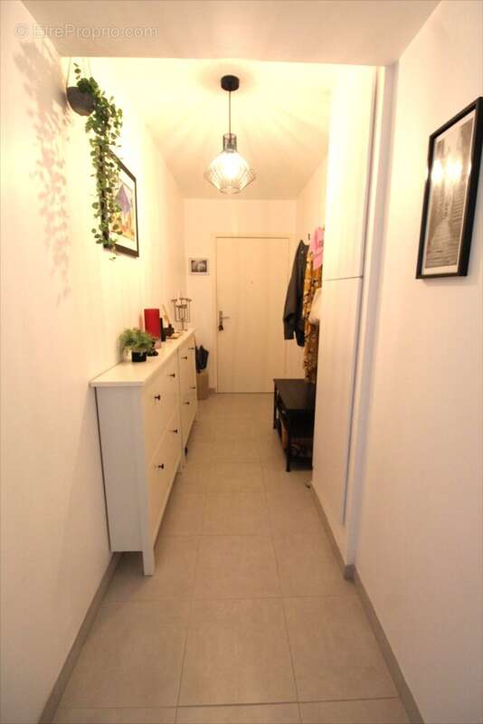 Appartement à BUSSY-SAINT-GEORGES