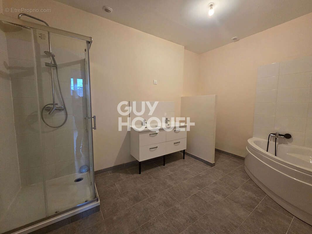 Appartement à CAUDEBEC-LES-ELBEUF