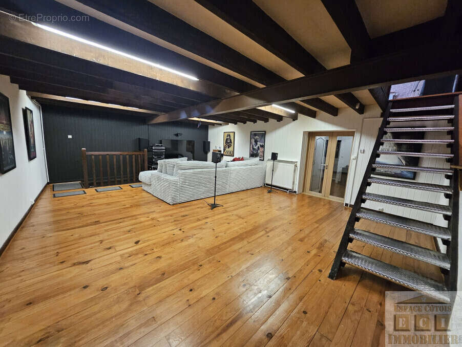 Maison à LA COTE-SAINT-ANDRE