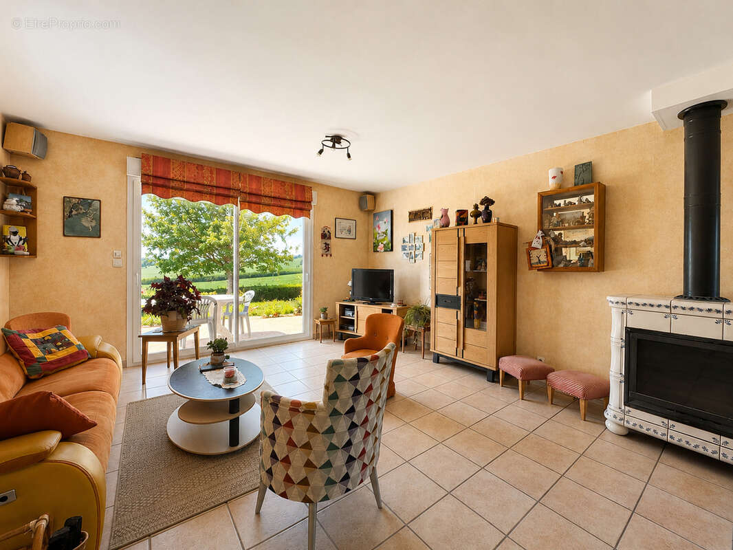 Maison à EVRECY