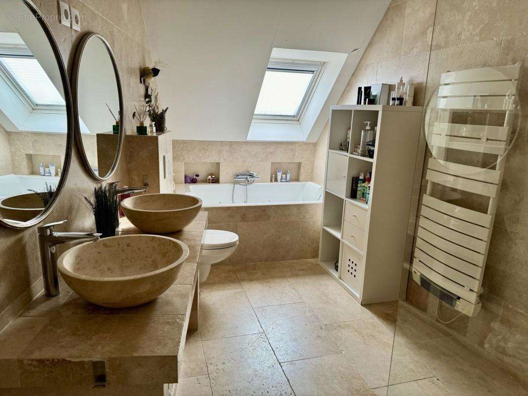 Maison à CHILLY-MAZARIN