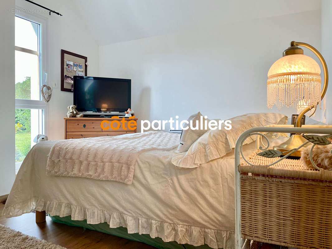 Maison à SAINT-SAUVEUR-LA-POMMERAYE