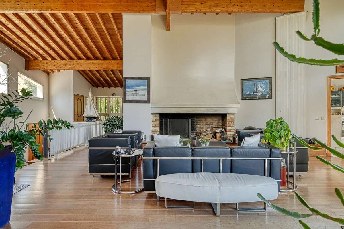 Maison à MONTLIGNON