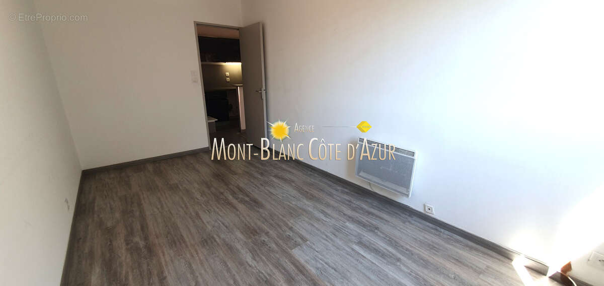 Appartement 2 pieces, parking prive, cave - photo 12