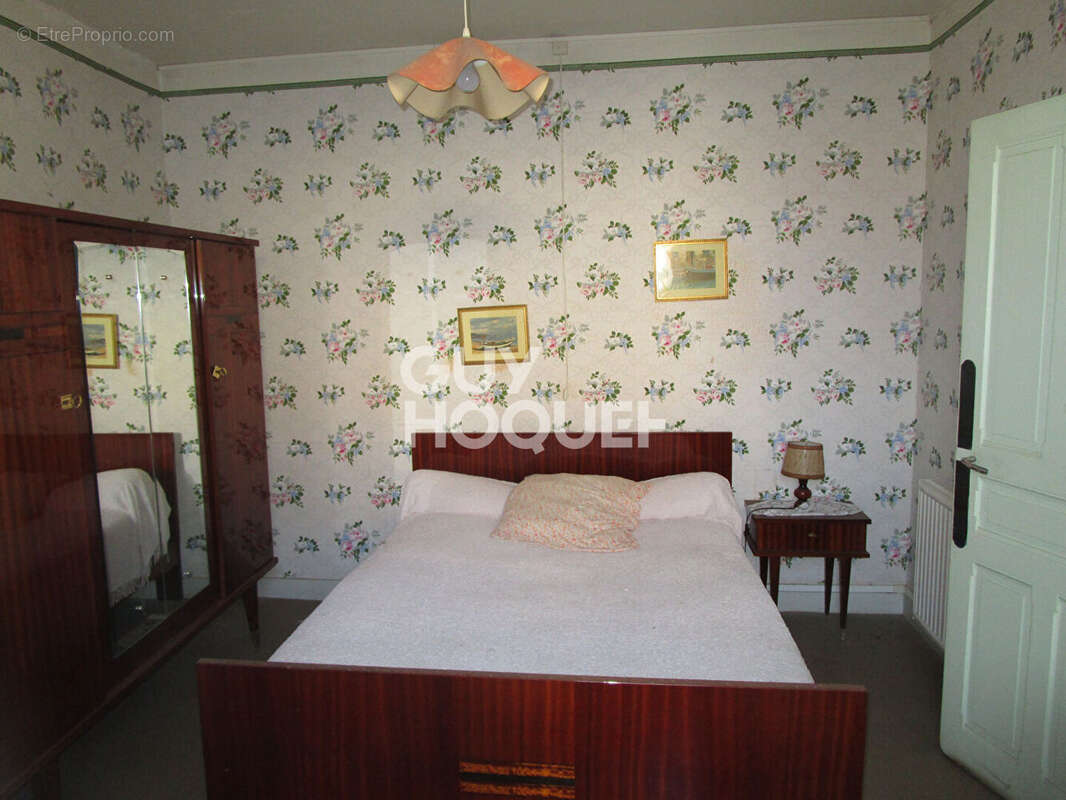 Maison à MAZEYRAT-D&#039;ALLIER