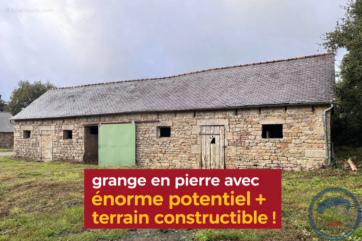 Maison à LOCRONAN