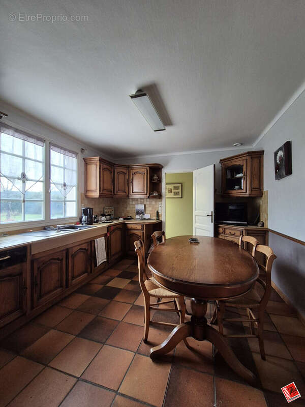 Maison 187 m² à Saint-Rieul  - photo 9