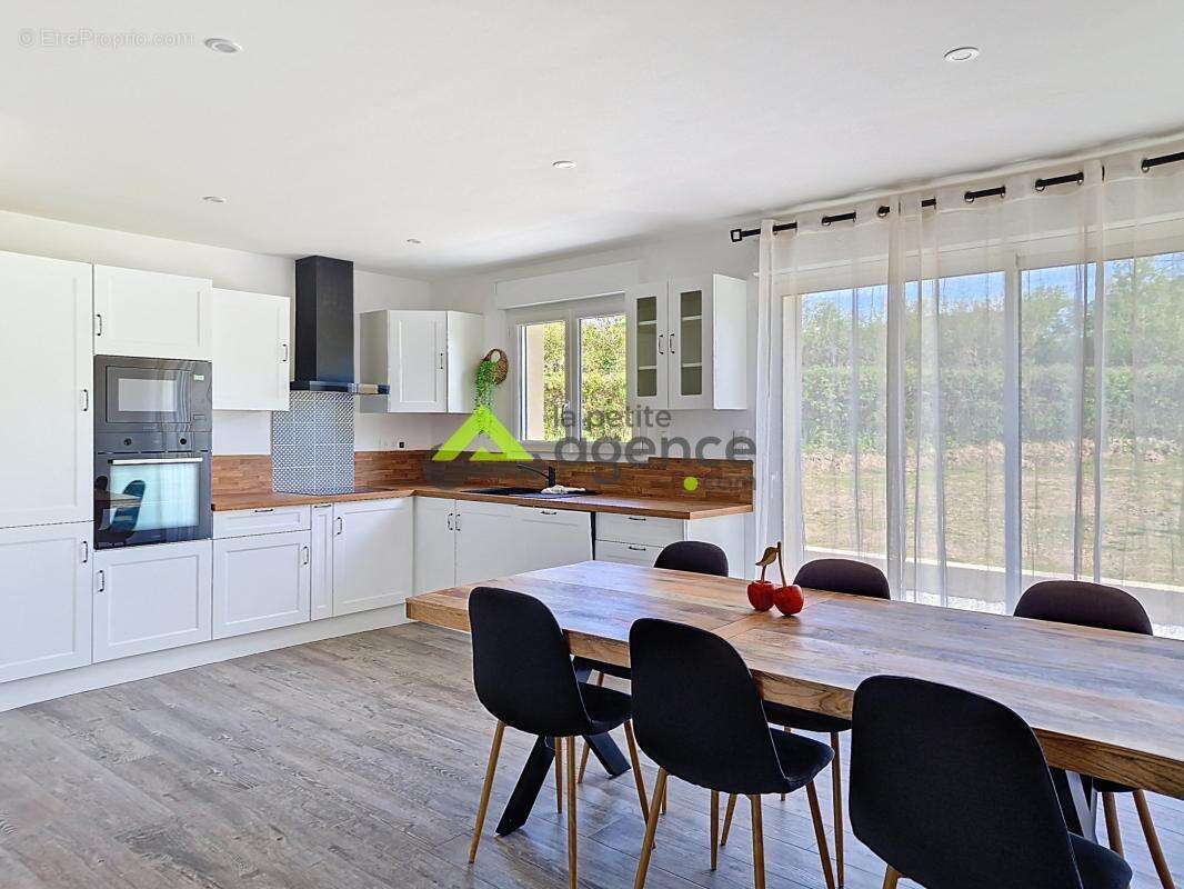 Maison à SAINT-LAURENT