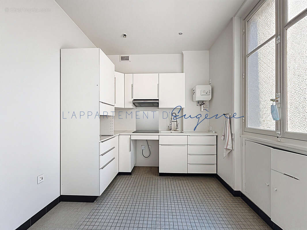Appartement à PARIS-4E