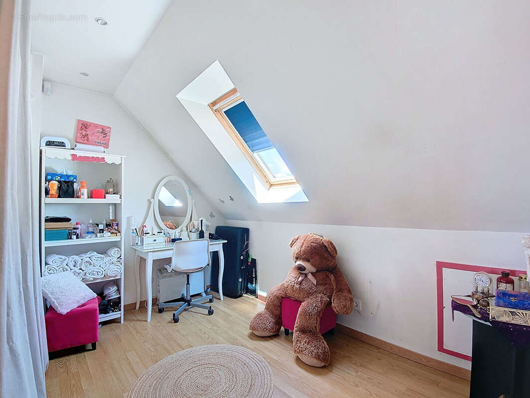 Maison à CHAUMONTEL