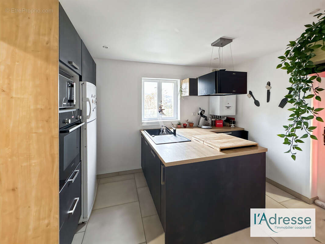 Maison à FLEURY-SUR-ANDELLE