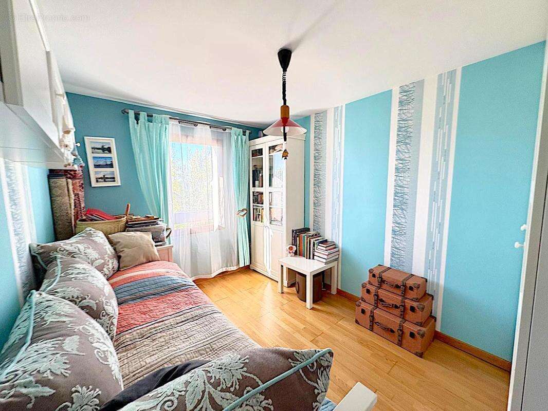 Maison 76 m² à Cregy-Les-Meaux  - photo 4