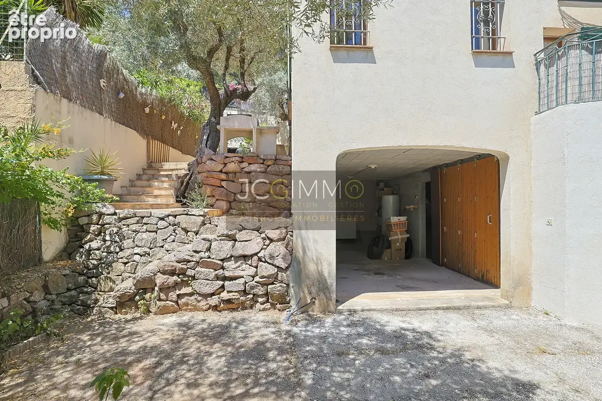 villa individuelle T5 de 117 m2 avec piscine et belle vue dégagée - photo 27