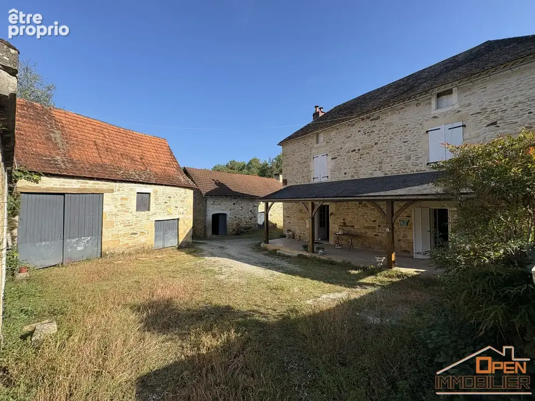 Maison 6 pièces 135 m² à vendre à Saint-Julien-De-Lampon (24370) - photo 3
