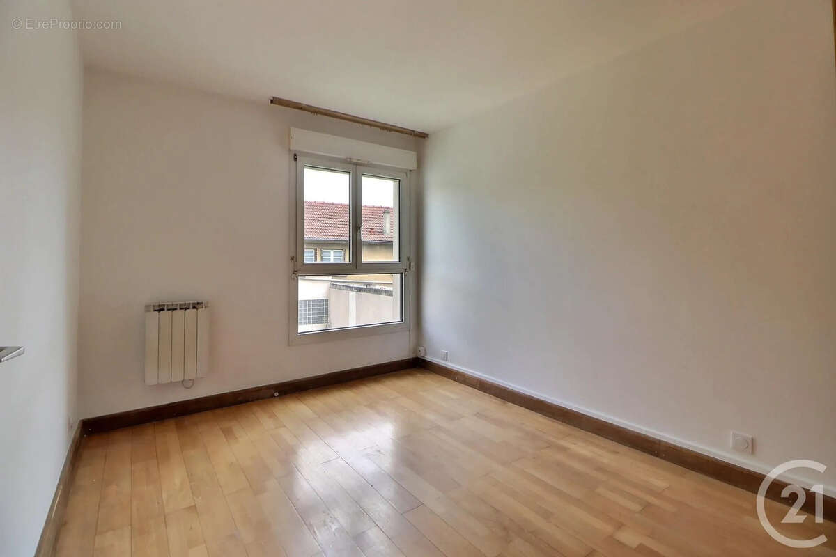 Appartement 66 m² à Aulnay-Sous-Bois  - photo 5