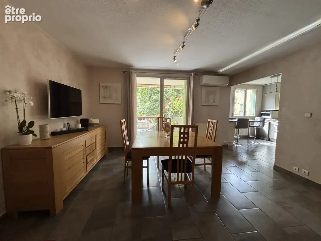 Appartement 4 pièces 85 m² à vendre à Bourg-De-Peage (26300) - photo 3