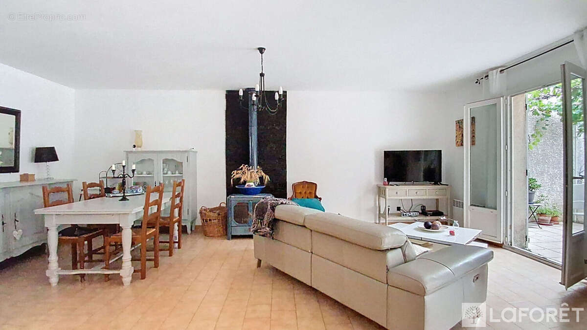 Maison à ROCHEFORT-DU-GARD