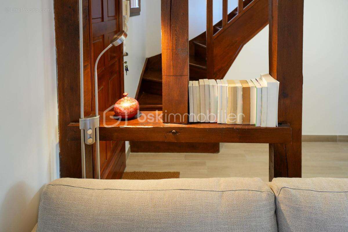 Maison à MONTEVRAIN