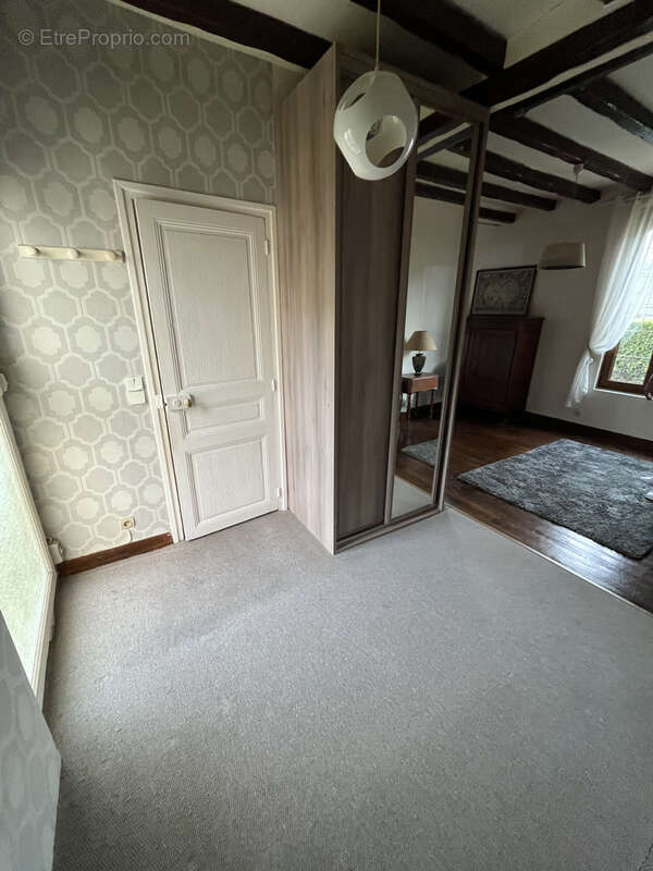 Maison à PARAY-VIEILLE-POSTE