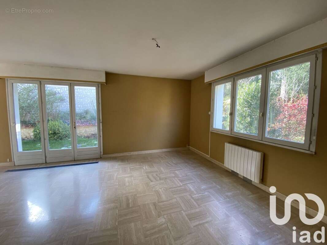 Photo 2 - Maison à MALESHERBES