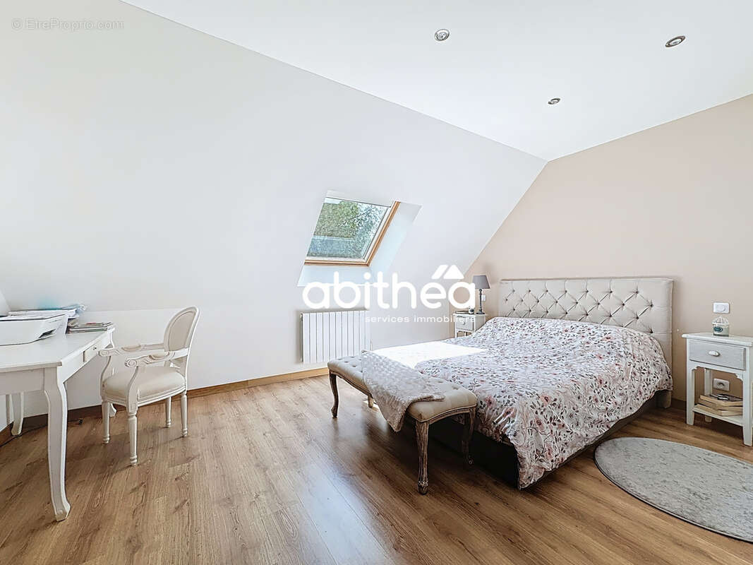Maison - 6 pièces - photo 17