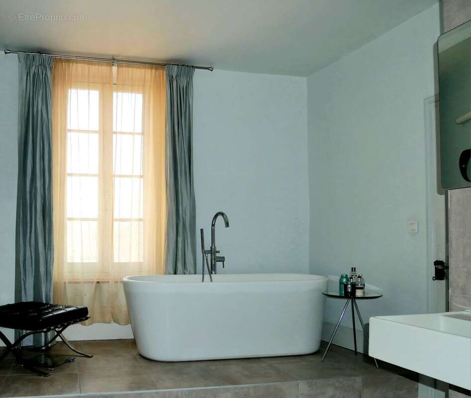 Maison à LA REDORTE